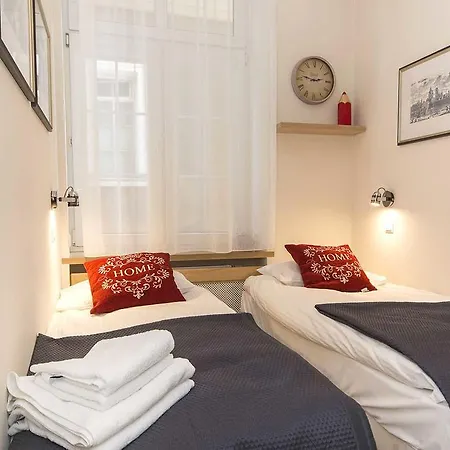 شقة Apartament Kolorowy Na Starowce *