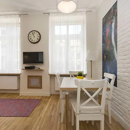 Apartament Kolorowy Na Starowce